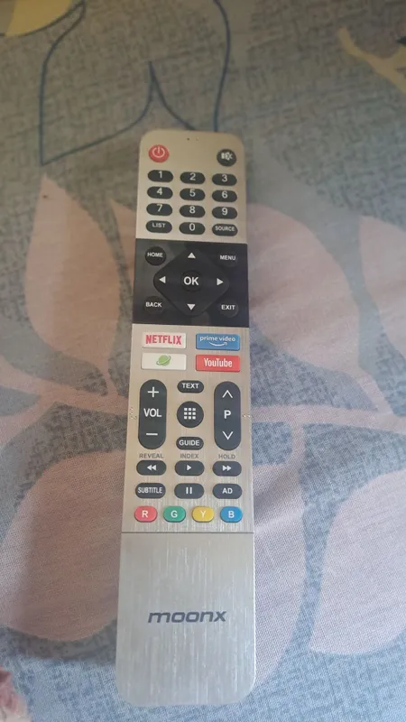Televizor pulti sotiladi 1 Televizor pulti sotiladi 1