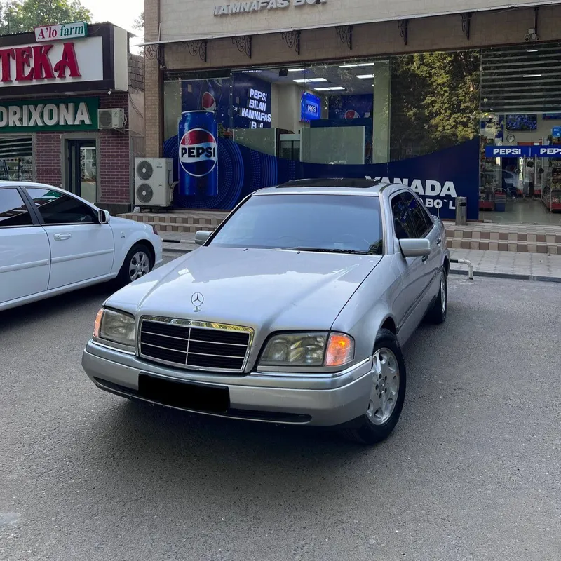 Продается Мерседес в кузове W202 ELEGANCE 2 Продается Мерседес в кузове W202 ELEGANCE 2