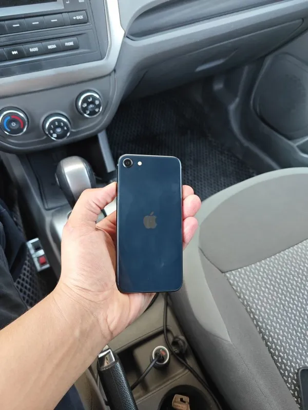 iphone se 3(2022) protssesor iphone 13 niki 2