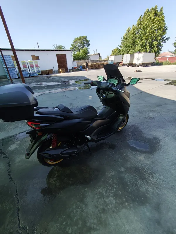 Продаётся скутер jilang x-max 150 кубовый 3 Продаётся скутер jilang x-max 150 кубовый 3