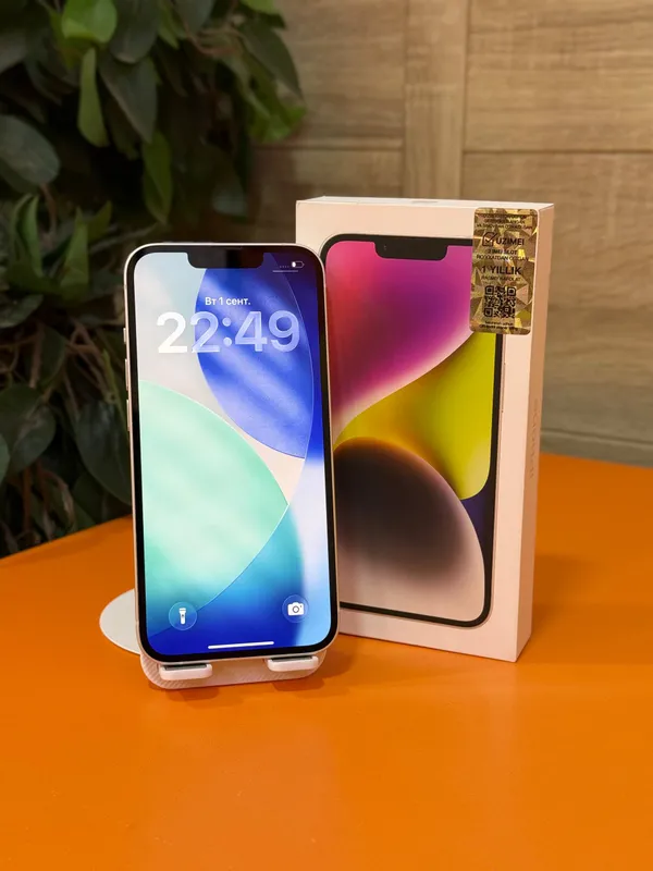 iPhone 14 2 iPhone 14 2