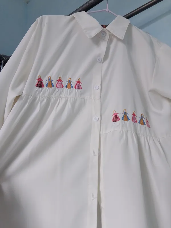 Белая женская кофта, размеры M, L, XL 3 Белая женская кофта, размеры M, L, XL 3