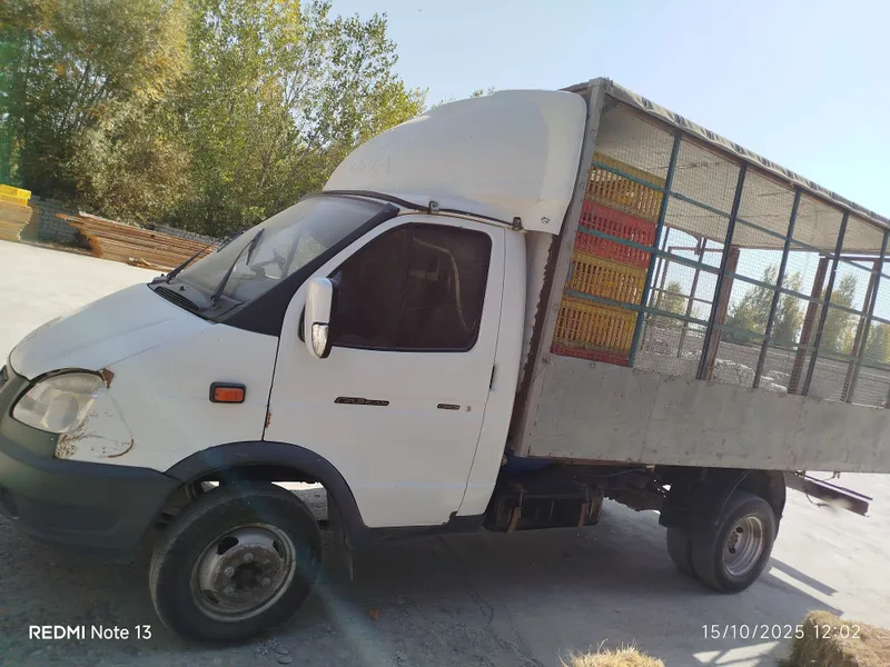 Gazel yuk furgoni tovuq tashishga tayyorlangan — фото 1