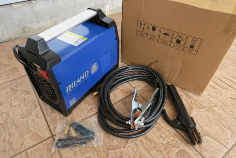 Сварочный аппарат “RILAND”ARC 420DC. 220-380v эл.дуговая сварка — фото 3