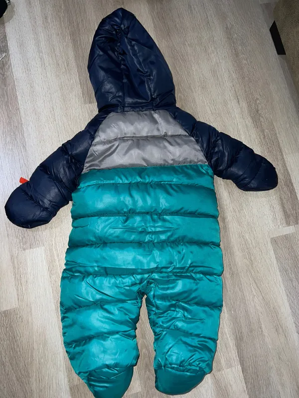 Комбинезон зимний детский 0+ 8 Комбинезон зимний детский 0+ 8