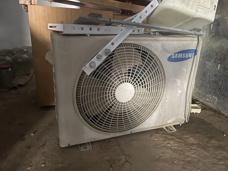 Samsung kansaner srochni sotiladi zor ishlaydi 2 Samsung kansaner srochni sotiladi zor ishlaydi 2