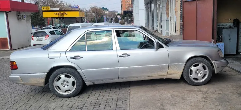 Mercedes 2