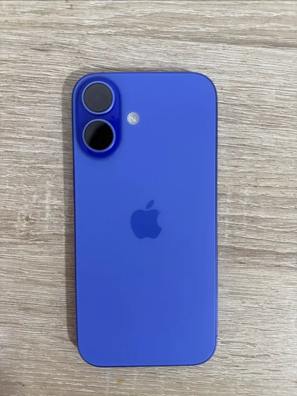 iPhone 16