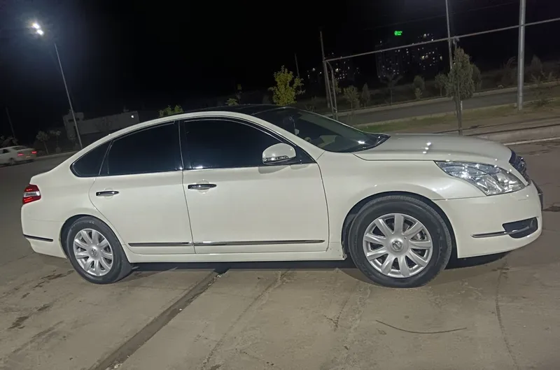Очень аккуратно эксплуатировавшийся автомобиль Nissan Teana 3 Очень аккуратно эксплуатировавшийся автомобиль Nissan Teana 3
