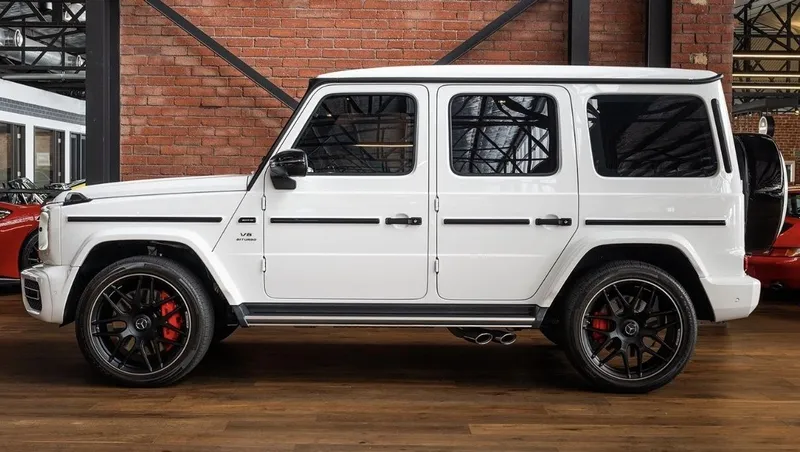 Mercedes benz G63 AMG 2025 OQ SROCHNA Sotiladi! — фото 1