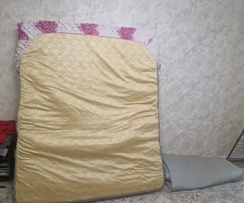 matras sotiladi toza ichida qurt purtlari yoq matras sotiladi toza ichida qurt purtlari yoq