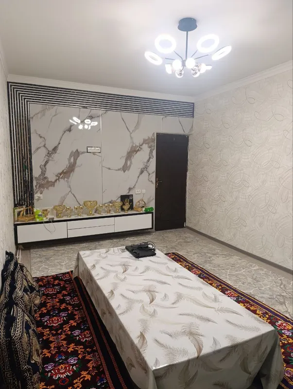 Продаётся 2х комнатная квартира в Гулистане. Своя без маклер