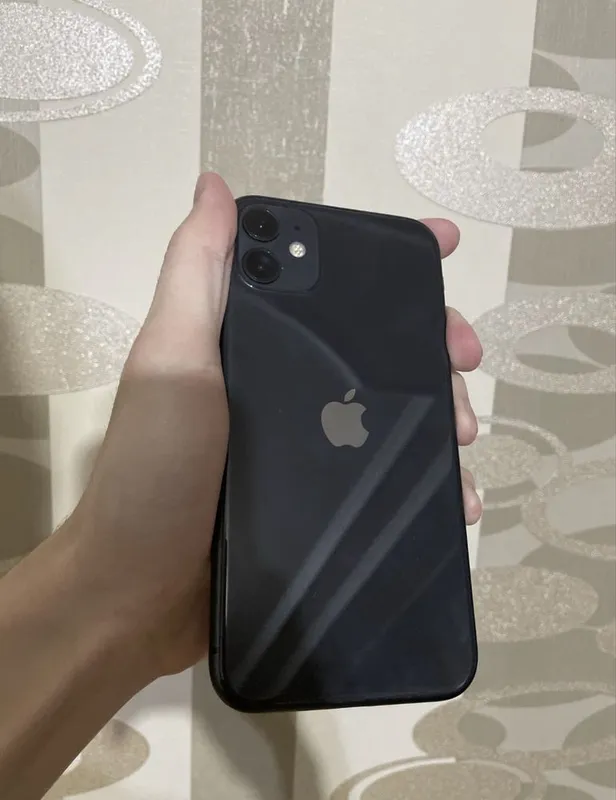 iPhone 11 срочно продам 2