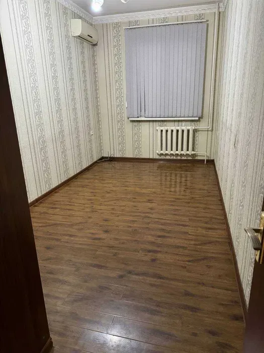 Сдается квартира в Чиланзар 17-квартал 3/1/4 64 м2 4