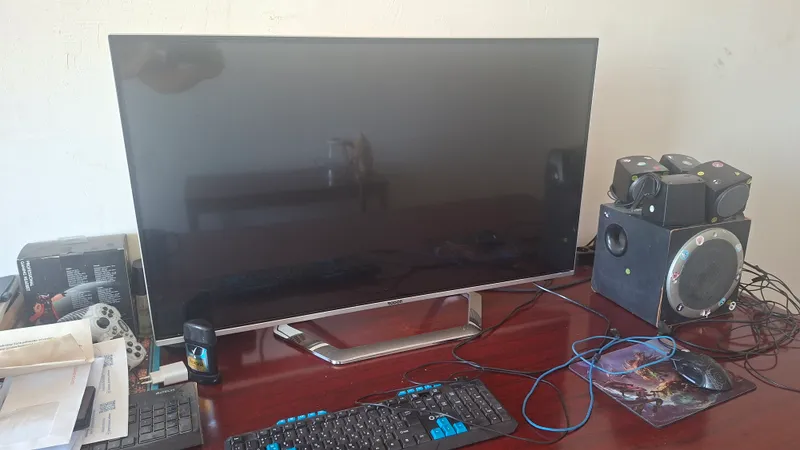 продаётся 3D smart TV Roison 2 продаётся 3D smart TV Roison 2