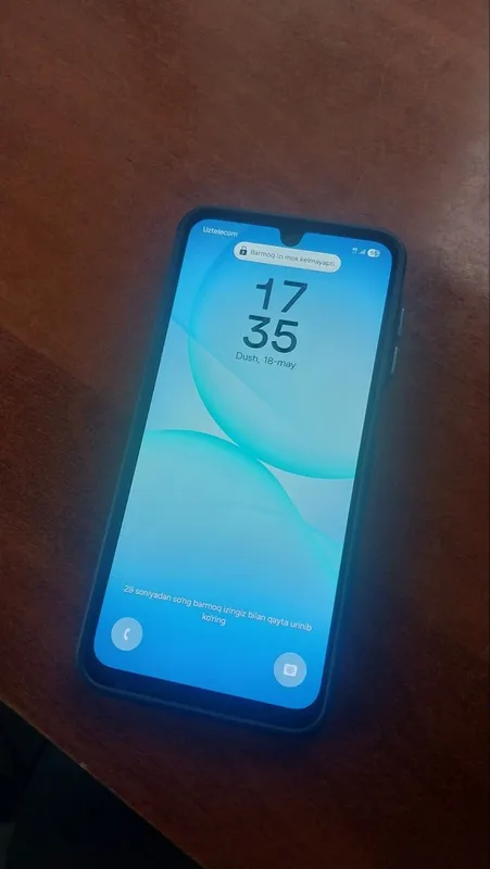Samsung A17 8/256 4 Samsung A17 8/256 4
