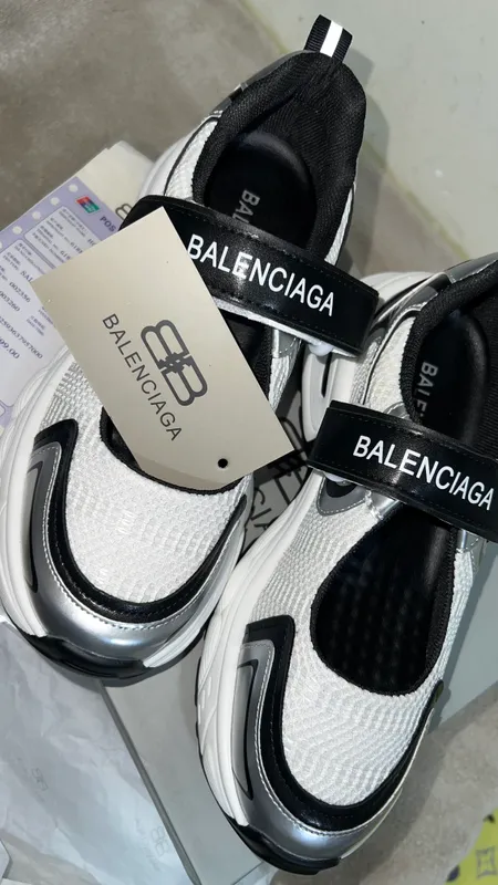 BALENCIAGA 39 razmer 2 marta kiyilgan