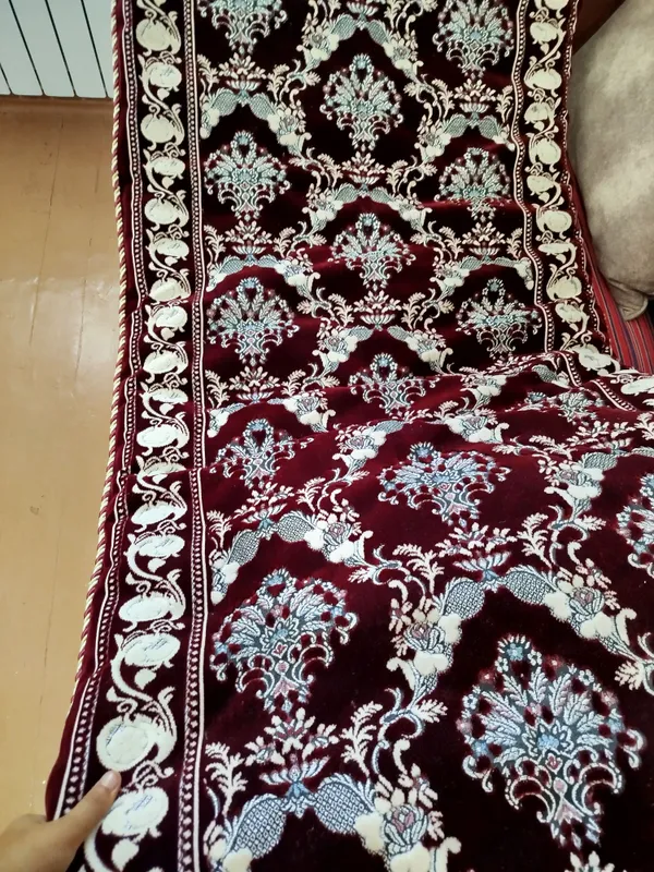 ko'rpacha yostiq 4 tadan 3 ko'rpacha yostiq 4 tadan 3