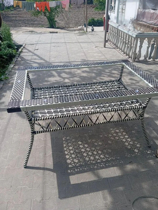 Optim arzon narxlarda sifatli ratan stol sutularini tafsiya etamiz