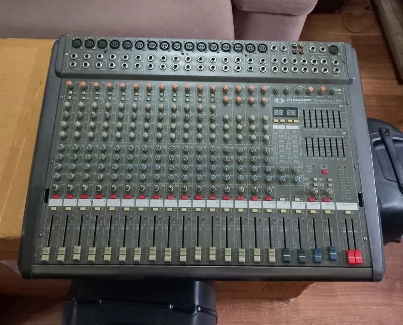 Активный микшер 2×500 ватт Dynacord Powermate 1600.