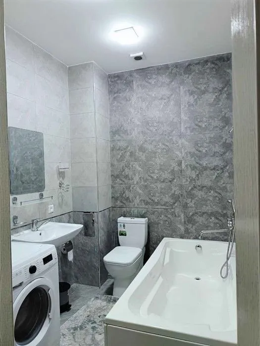 3-комнатная квартира, 70 м², 5/8 этаж (вторичка) 10 3-комнатная квартира, 70 м², 5/8 этаж (вторичка) 10
