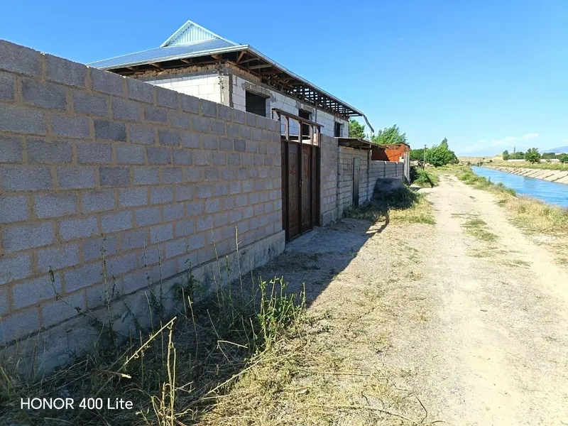 Hovli sotiladi Chirchiq shahar