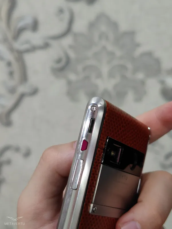 Vertu Aster Kaguran 6