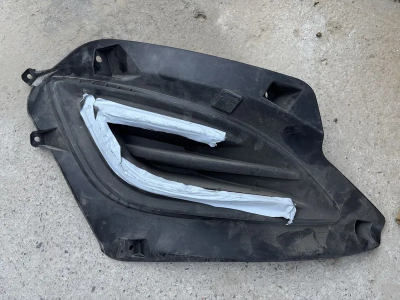 Hyundai i20 2012–2014 chap tuman chirog’i (Original) + ramka 7 Hyundai i20 2012–2014 chap tuman chirog’i (Original) + ramka 7
