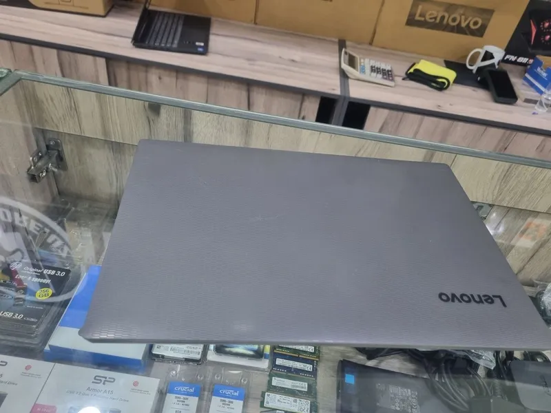Lenovo noutbuk Core i3 7-avlod 4GB RAM 1TB HDD ideal holat arzon 1 oy — фото 2