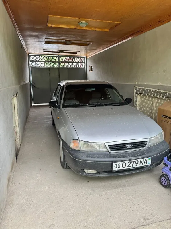 Nexia 1 sotiladi srochna ideal 2002 yil