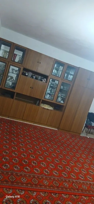 Zal uchun Mebel sotiladi