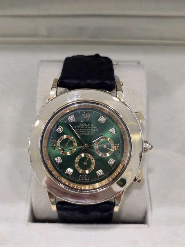 Модные и яркие Rolex в зелёном циферблате и большим диаметров — фото 3 Модные и яркие Rolex в зелёном циферблате и большим диаметров — фото 3