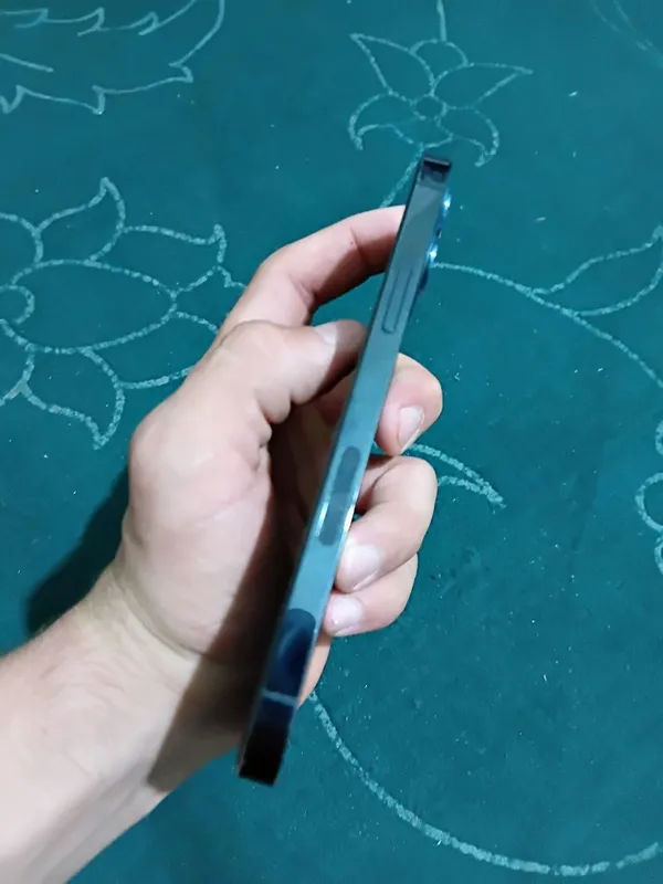 iPhone 12 Pro 4 iPhone 12 Pro 4