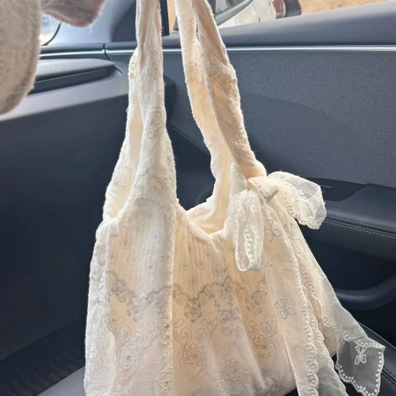 Ajoyib estitik shopper