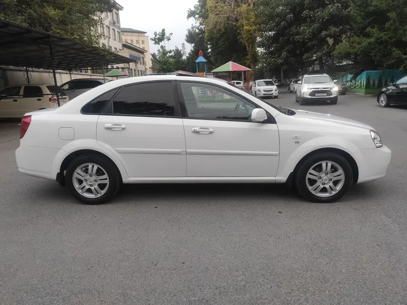 Lacetti 3-pozitsiya 1,6-motor — фото 1
