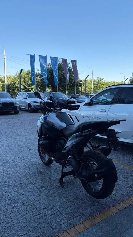 BMW R1300GS GS Trophy 2026 4