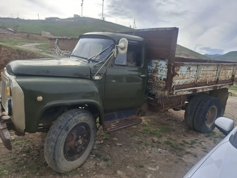 Sotiladi Gaz 53 samasval 3