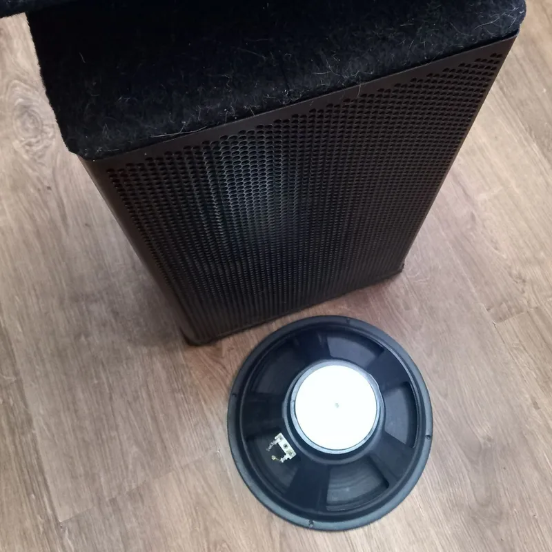 Корпуса из дсп 10 дюймовые. 2 Корпуса из дсп 10 дюймовые. 2