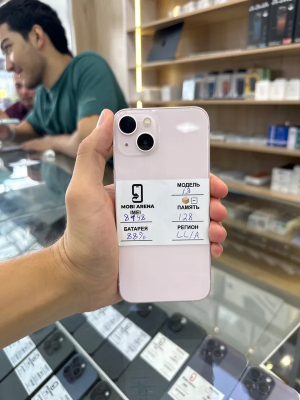 iPhone 13 pink 1