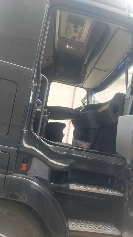 Mercedes Actros 1844 EURO 5 Тягач Сотилади (MEGA) — фото 4