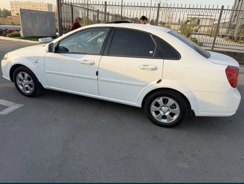 Gentra 2023Yil Avtomat 3-Pozitsiya Elegant Plus Full 300$ Bilan 1 Kund 2