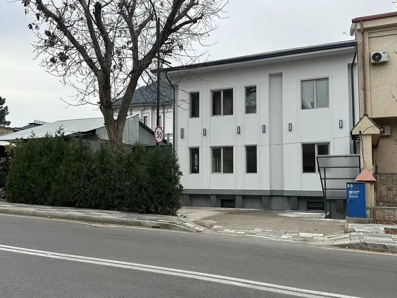 Продается дом на Улице Саехат (никитина) 5 соток с новым домом 400кв/м — фото 1