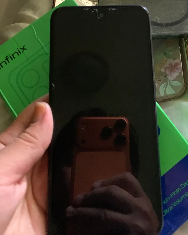 Infinix smart9 Usto kurmagan 4 ta abloshka sovgava — фото 1