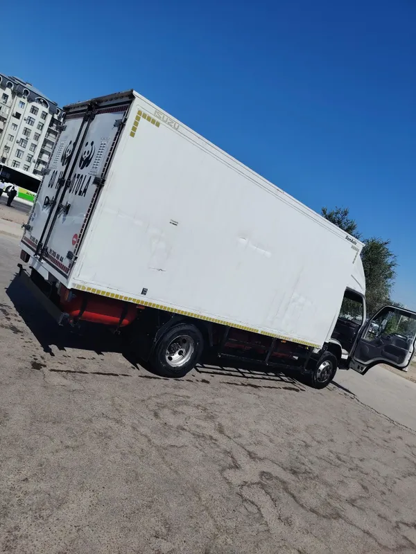 Isuzu moshinasi sotiladi 6 Isuzu moshinasi sotiladi 6