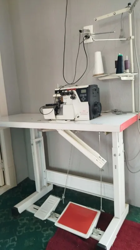 Averlok bir qul iwlagan uyda oddiy iwla qilingan. 3 Averlok bir qul iwlagan uyda oddiy iwla qilingan. 3
