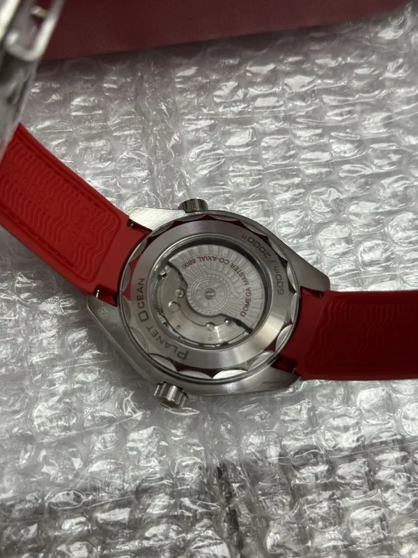 часы Omega новый 3 часы Omega новый 3