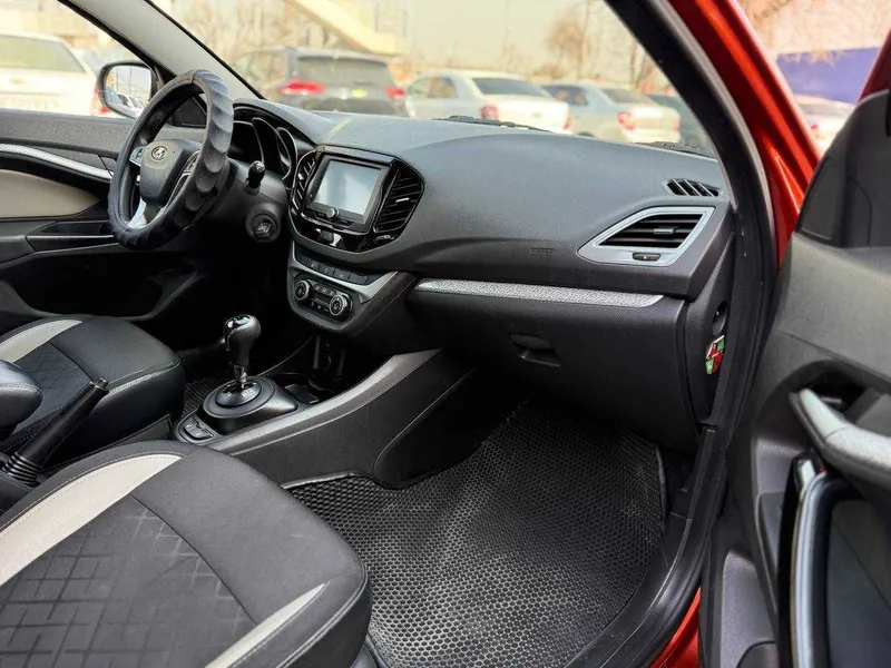 Lada Vesta Cross / 2018 / идеал / срочно 8 Lada Vesta Cross / 2018 / идеал / срочно 8