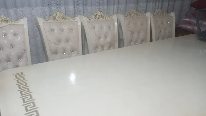 12talik stol stul yangi sotiladi 12talik stol stul yangi sotiladi