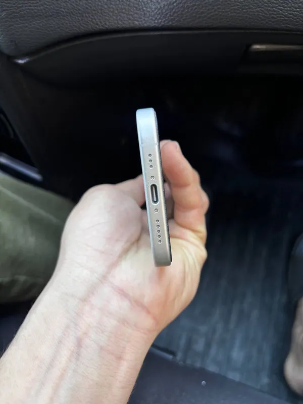 Iphone 16. 5 oy ishlatilgan karobka dokumenti bor 4 Iphone 16. 5 oy ishlatilgan karobka dokumenti bor 4