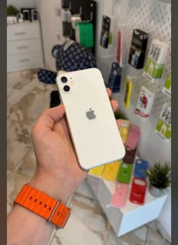 Iphone 11 64BG Oq